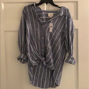 American eagle denim top